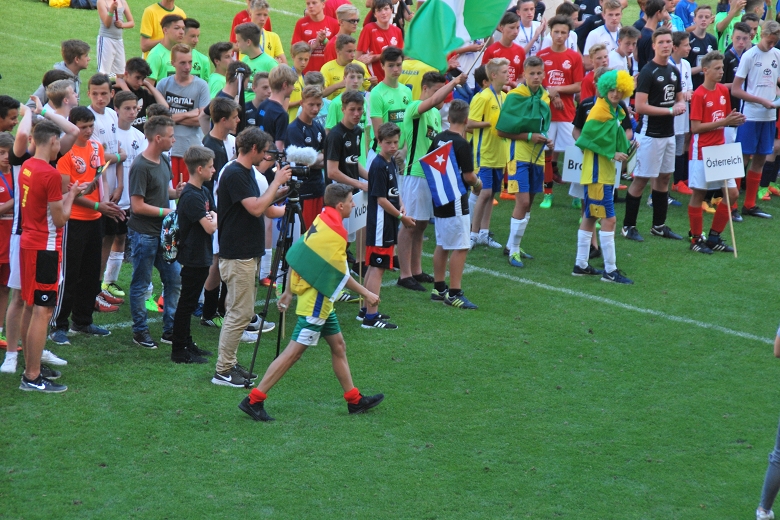 780x520SZ Fan WM C  18.6 (221).JPG